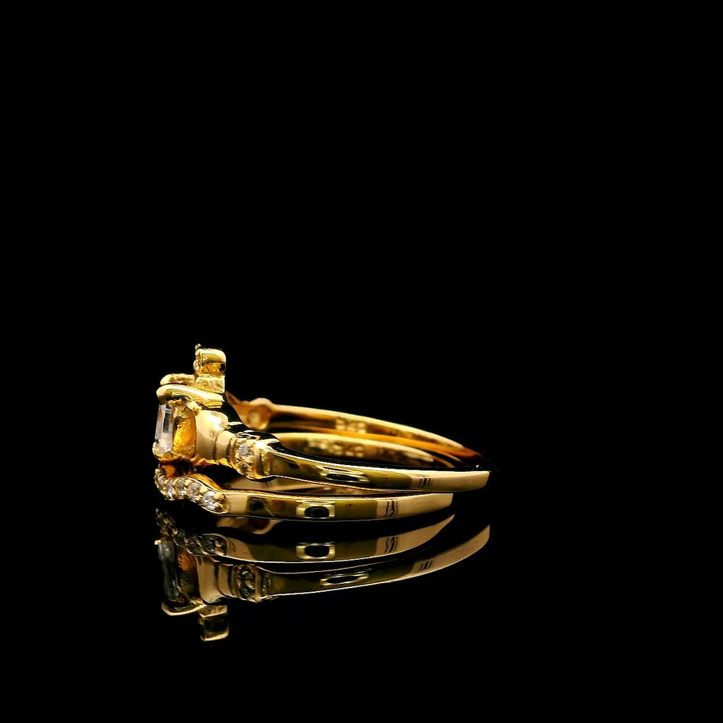 Side view of Gold Claddagh Ring Set with curved band – elegant Irish-style stacking design by ONA Jewellers