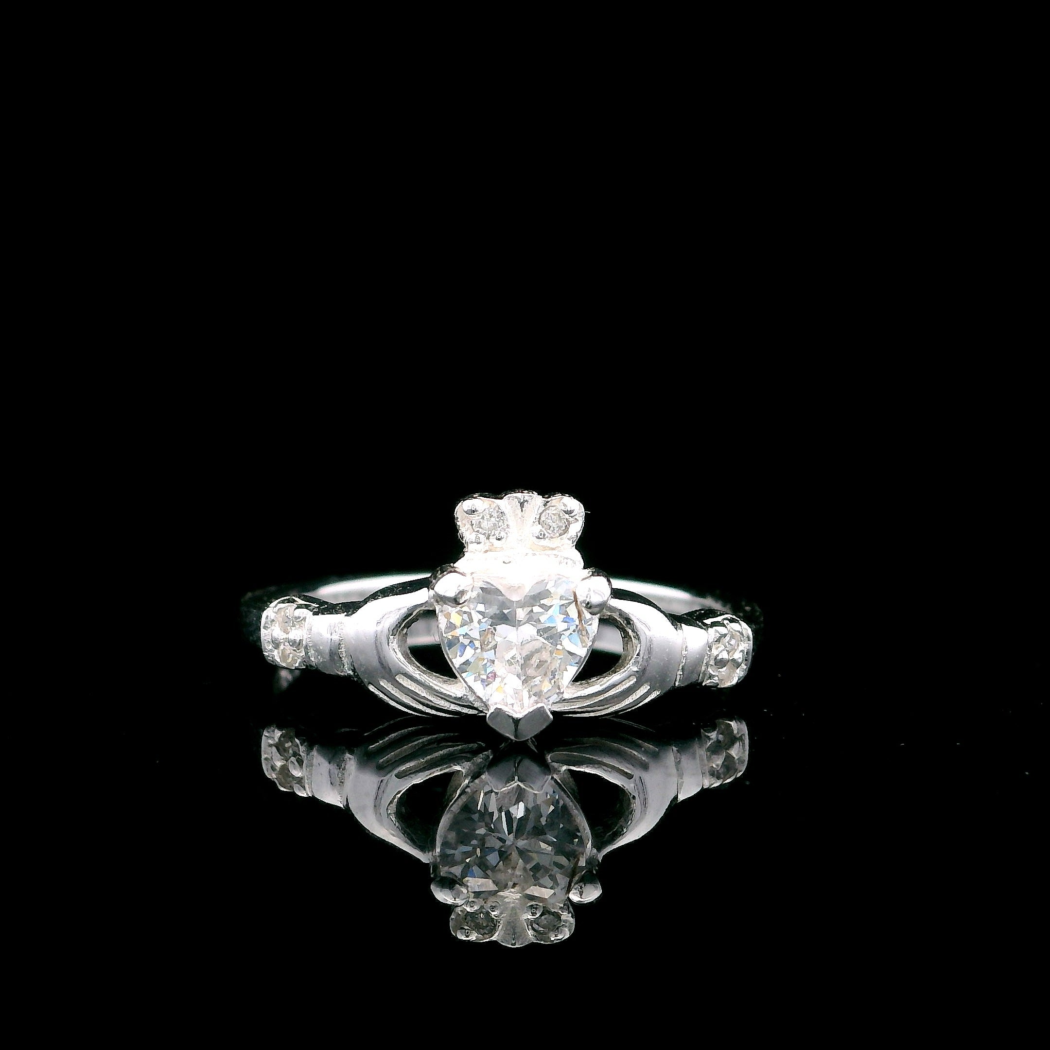 Sterling Silver Claddagh Ring featuring heart, crown and hands – handcrafted Irish heritage piece by ONA Jewellers